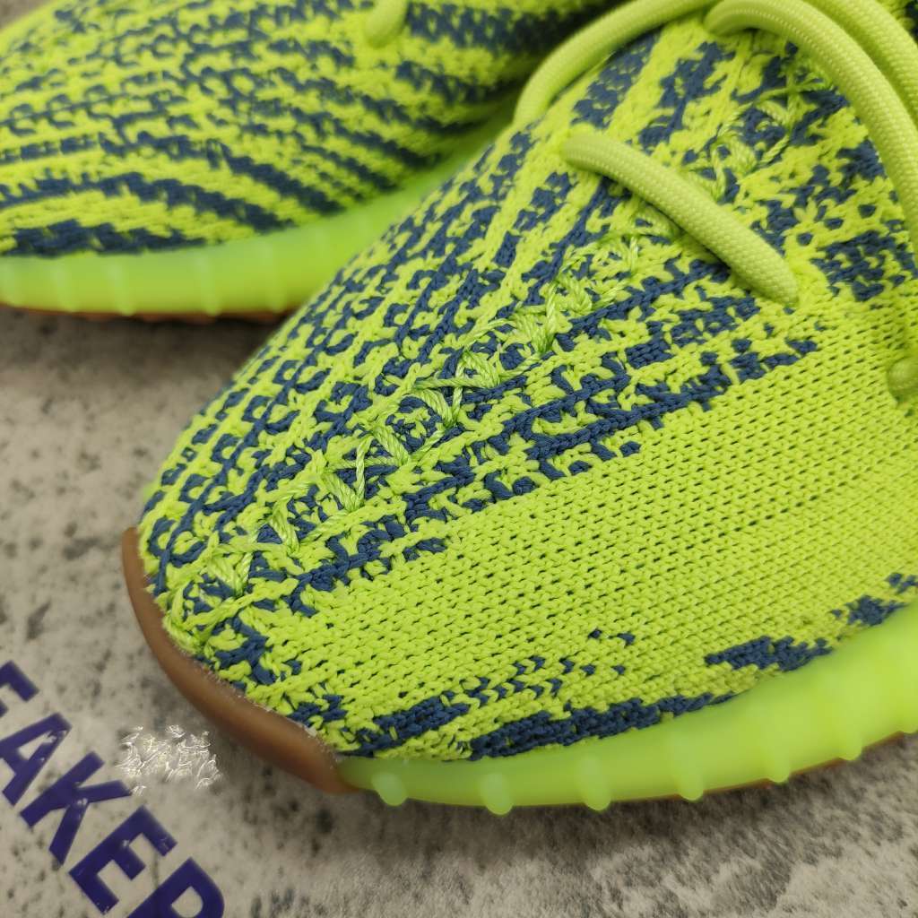 Yeezy Boost 350 V2 Semi Frozen Yellow B37572