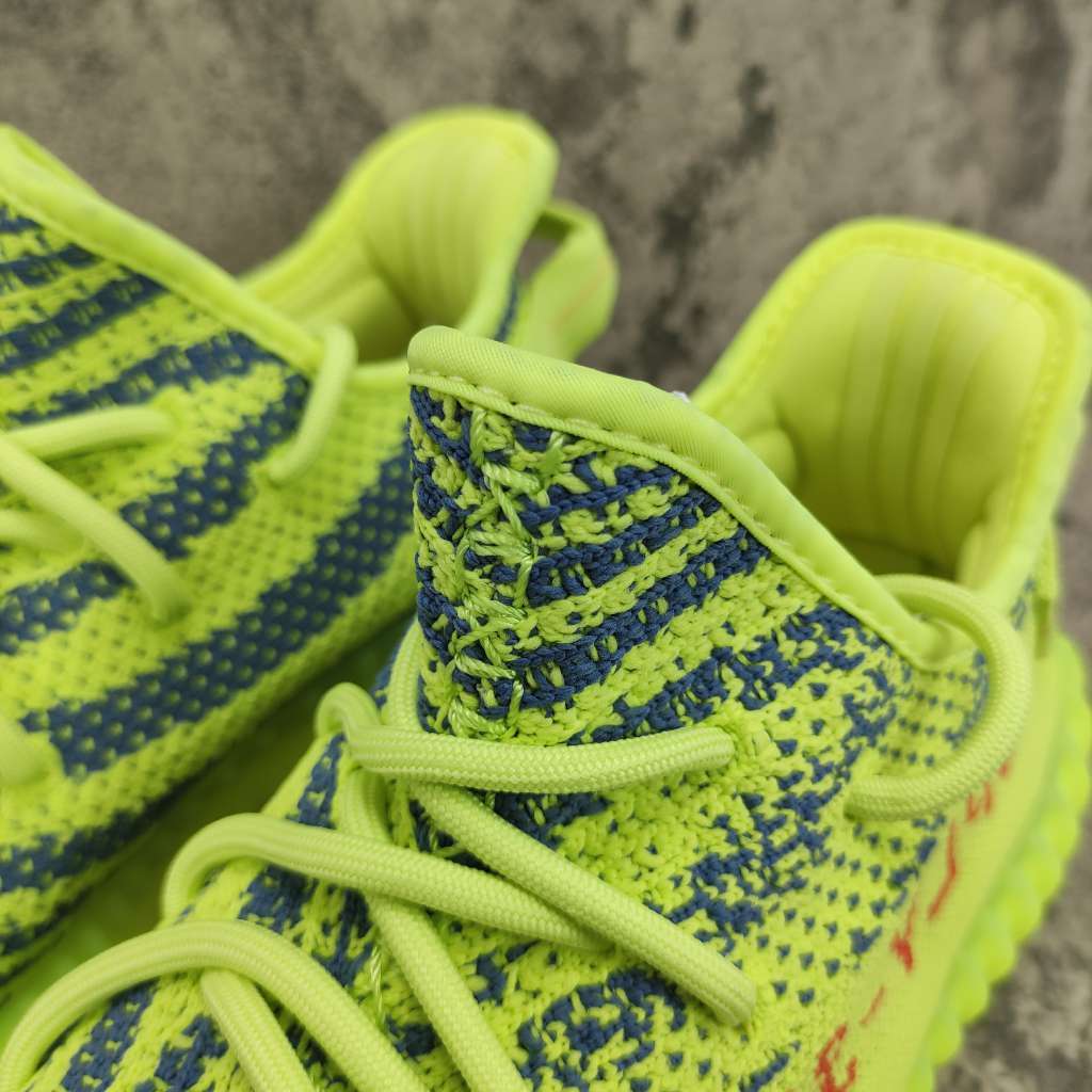 Yeezy Boost 350 V2 Semi Frozen Yellow B37572
