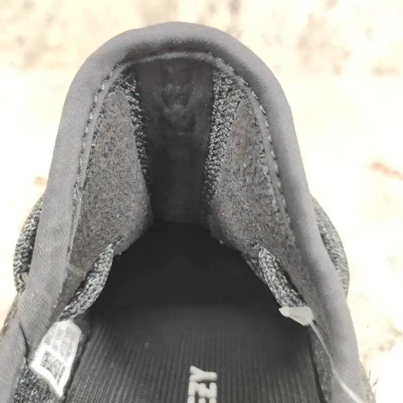 Yeezy Boost 350 V2 Static Black (Reflective) FU9007