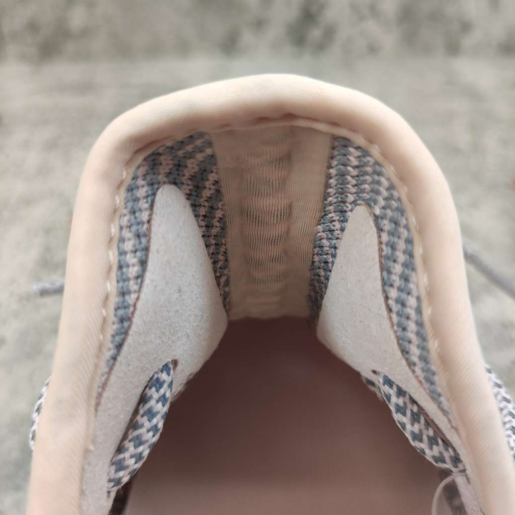 Yeezy Boost 350 V2 Synth (Non-Reflective) FV5578