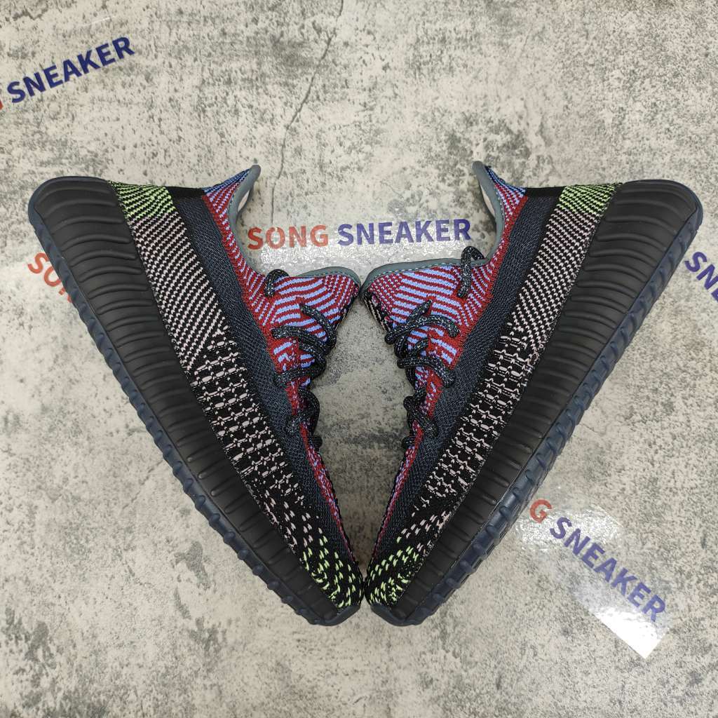 Yeezy Boost 350 V2 Yecheil (Non-Reflective) FW5190