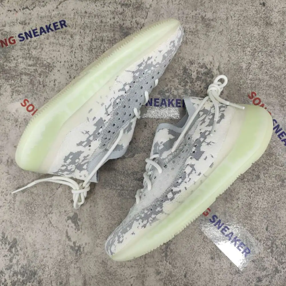 Yeezy Boost 380 Alien FV3260