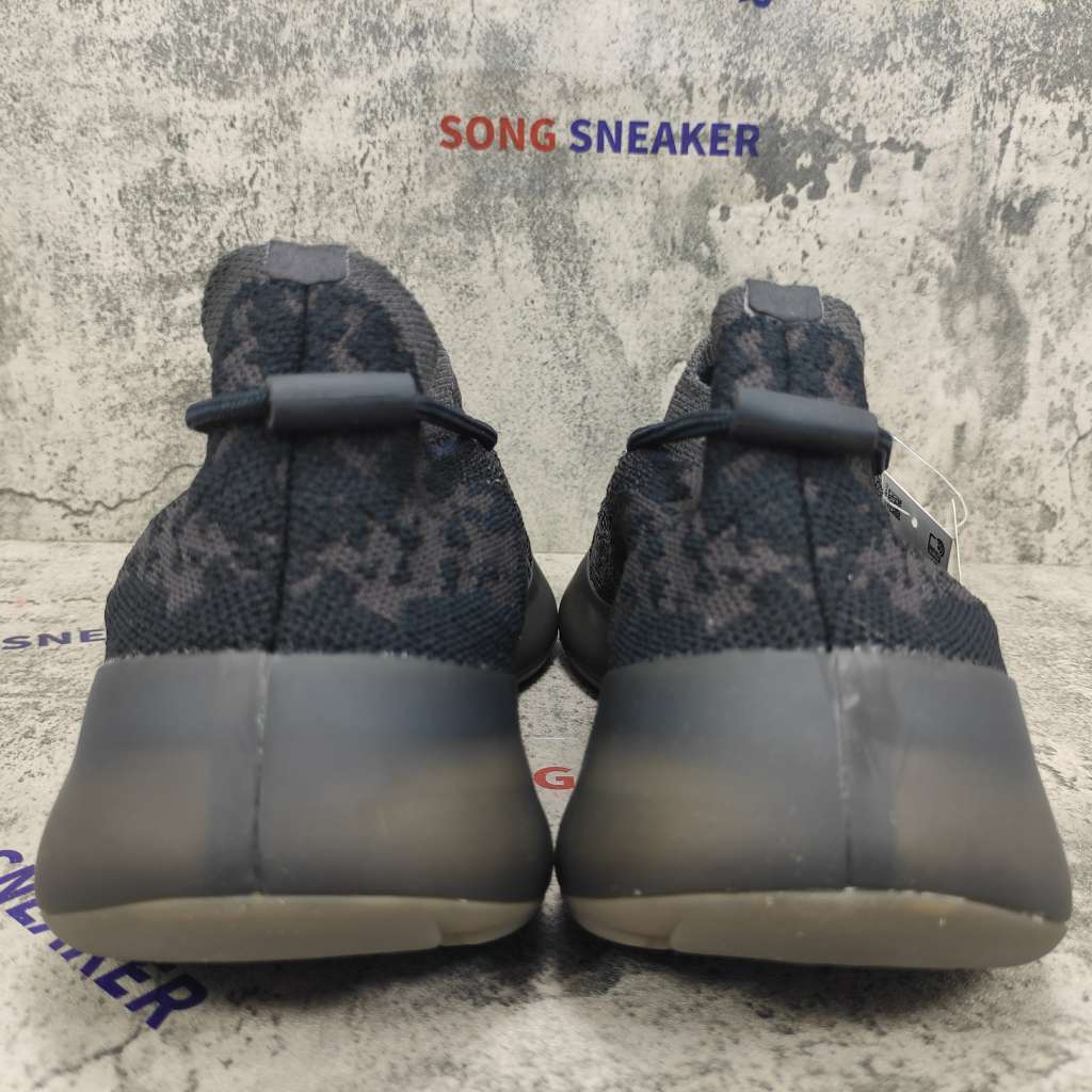 Yeezy Boost 380 Onyx FZ1270