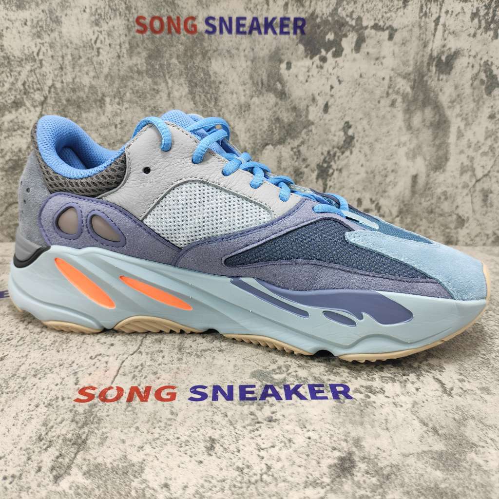 Yeezy Boost 700 Carbon Blue FW2498