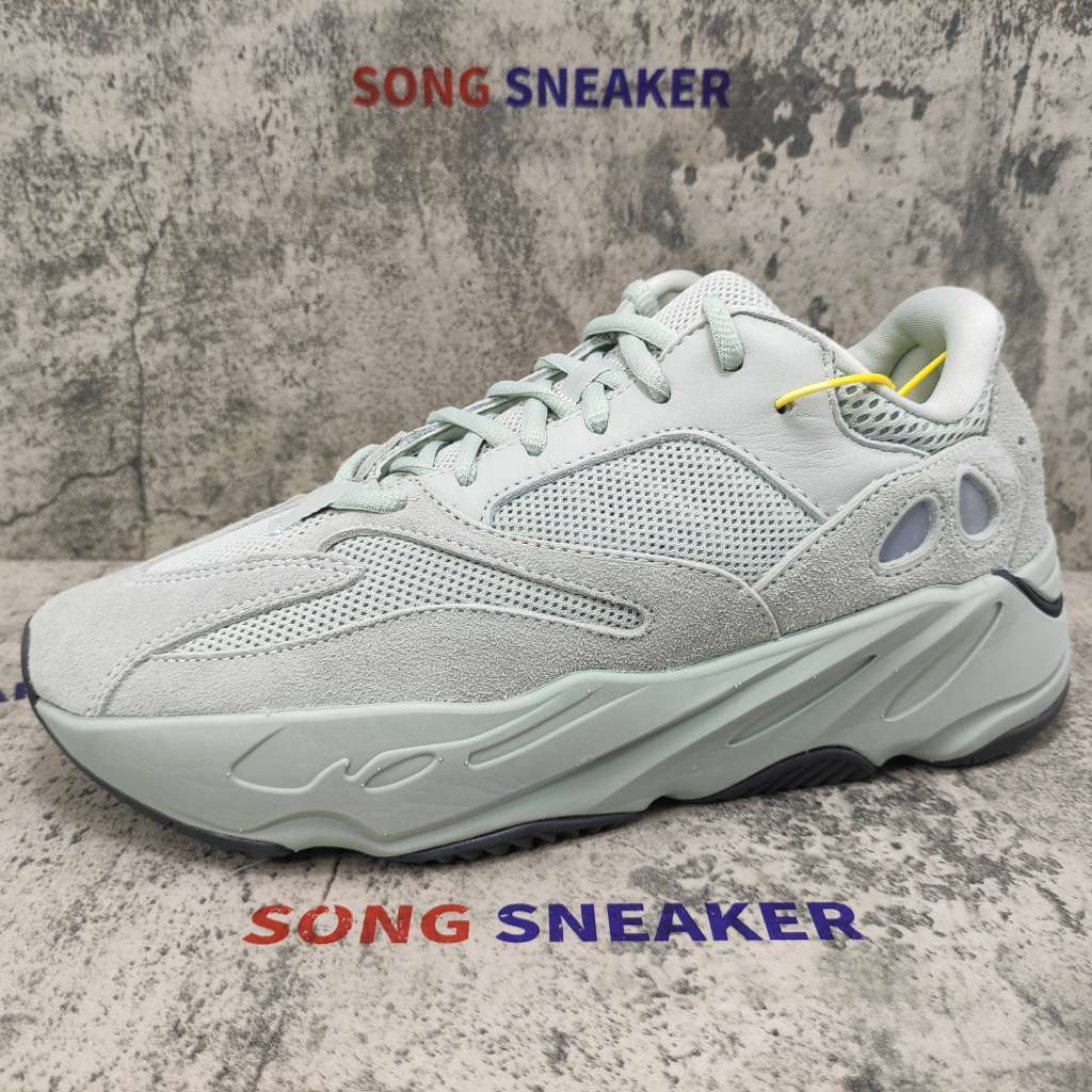 Yeezy Boost 700 Salt EG7487