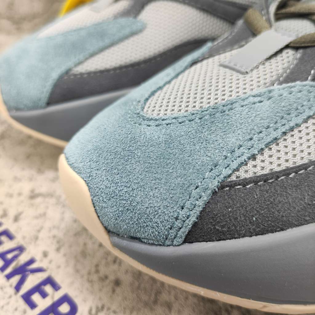 Yeezy Boost 700 Teal Blue FW2499