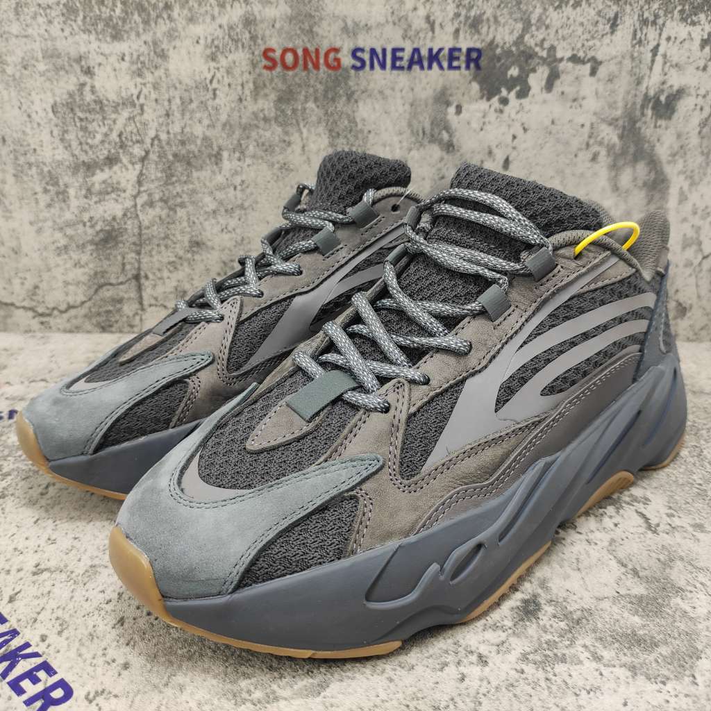 Yeezy Boost 700 V2 Geode EG6860