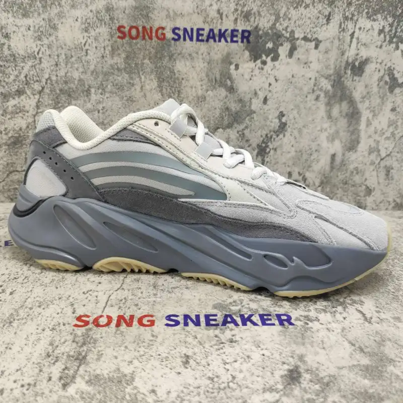 Yeezy Boost 700 V2 Tephra FU7914