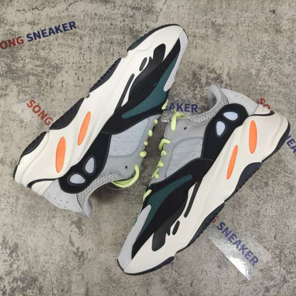Yeezy Boost 700 Wave Runner Solid Grey B75571