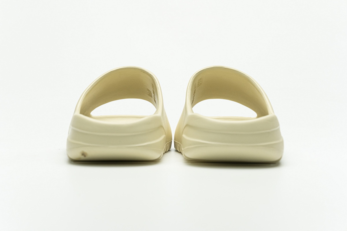 Yeezy Slide Bone FW6345