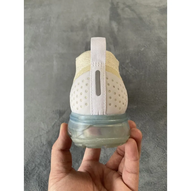 Nike Air VaporMax 2 Light Cream l 942843-201