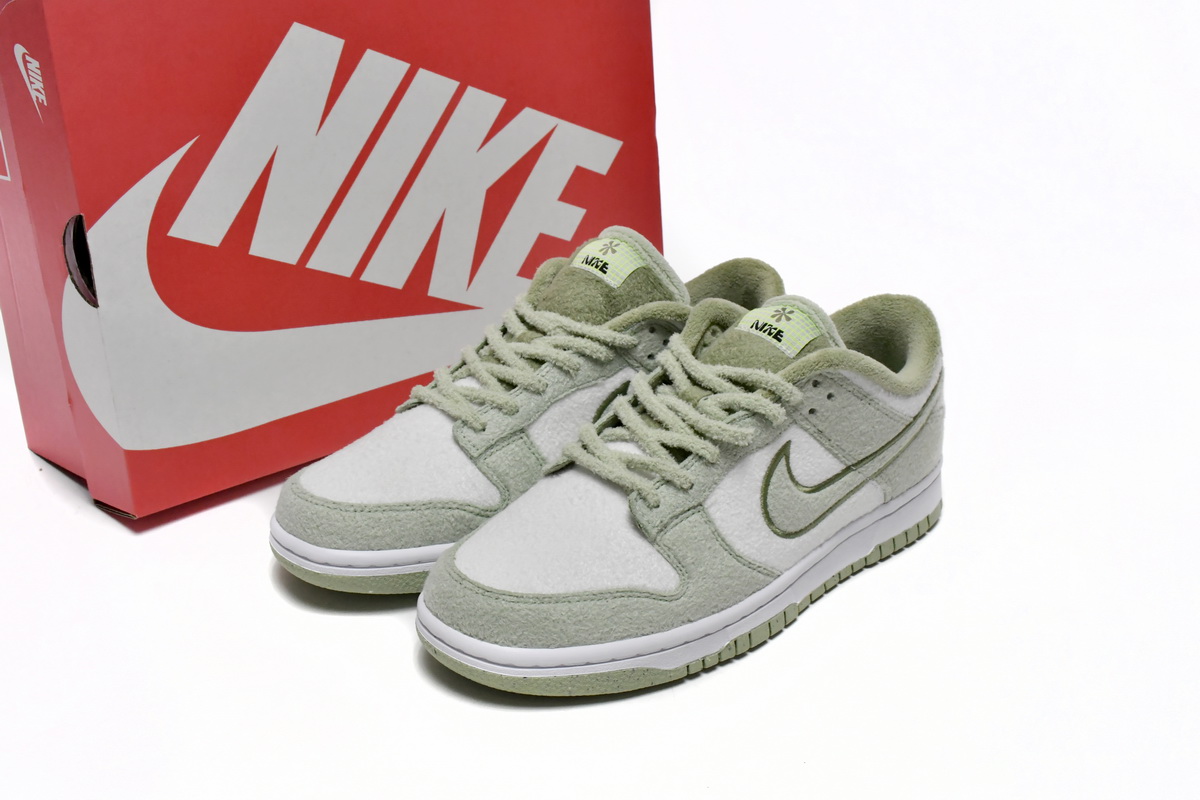 Nike Dunk Low ’Fleece‘’ DQ7579-300