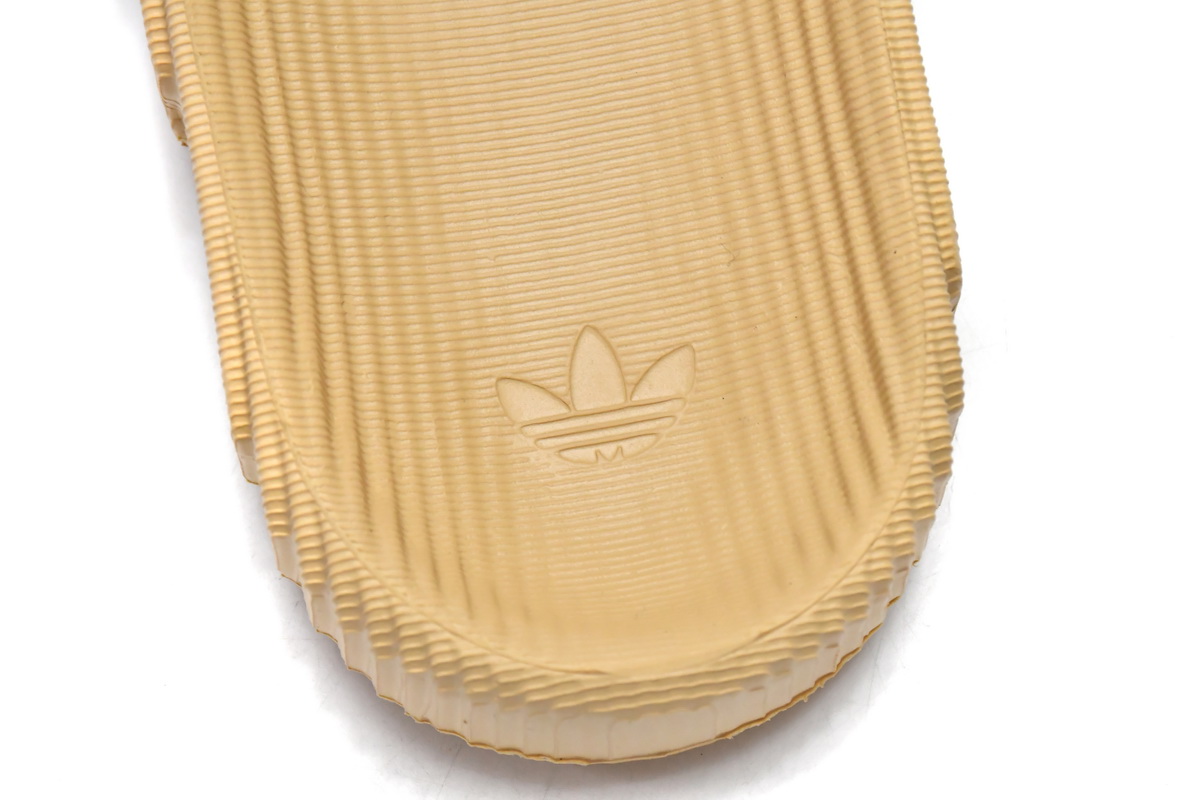 adidas originals Adilette 22 Slides Desert Sand GX6945