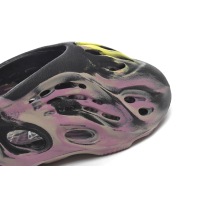 adidas Yeezy Foam Runner MX Carbon IG9562
