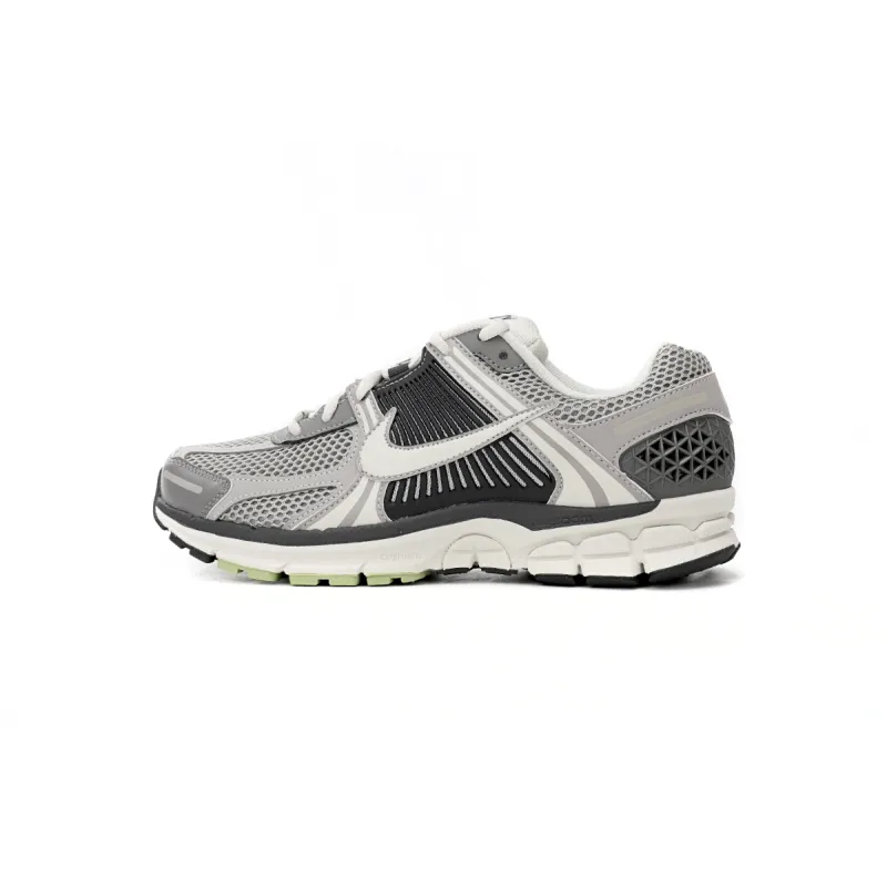 NikeAir Zoom Vomero 5 Ash FB8825-001