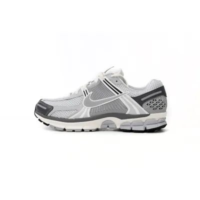 NikeAir Zoom Vomero 5 Grie Ge FD9919-001 01