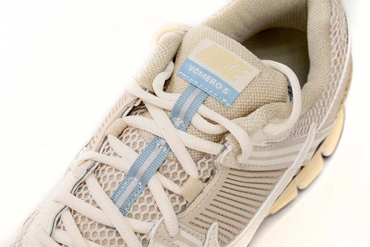 NikeAir Zoom Vomero 5 Beige FB8825-111