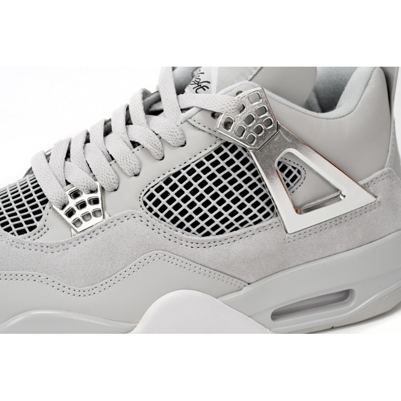 Jordan 4 RetroFrozen Moments AQ9129-001
