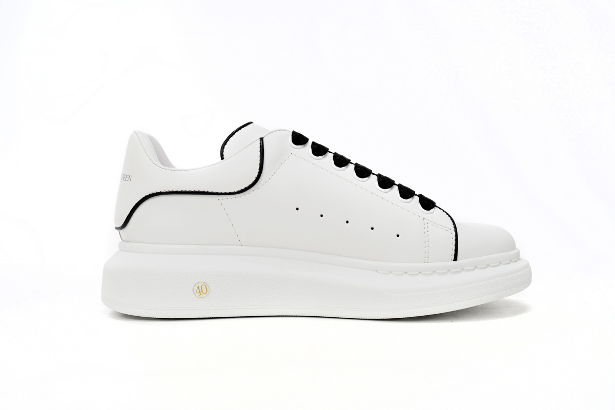 Alexander McQueen Sneaker Black Line 553680