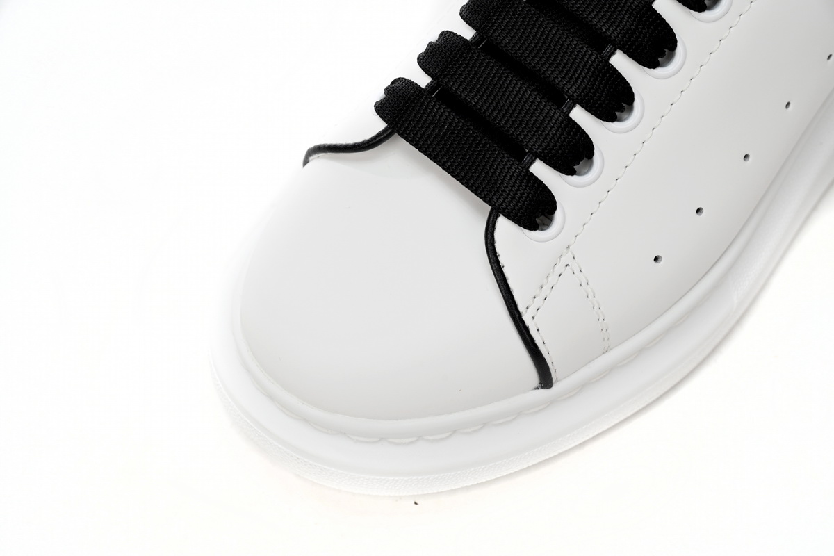 Alexander McQueen Sneaker Black Line 553680