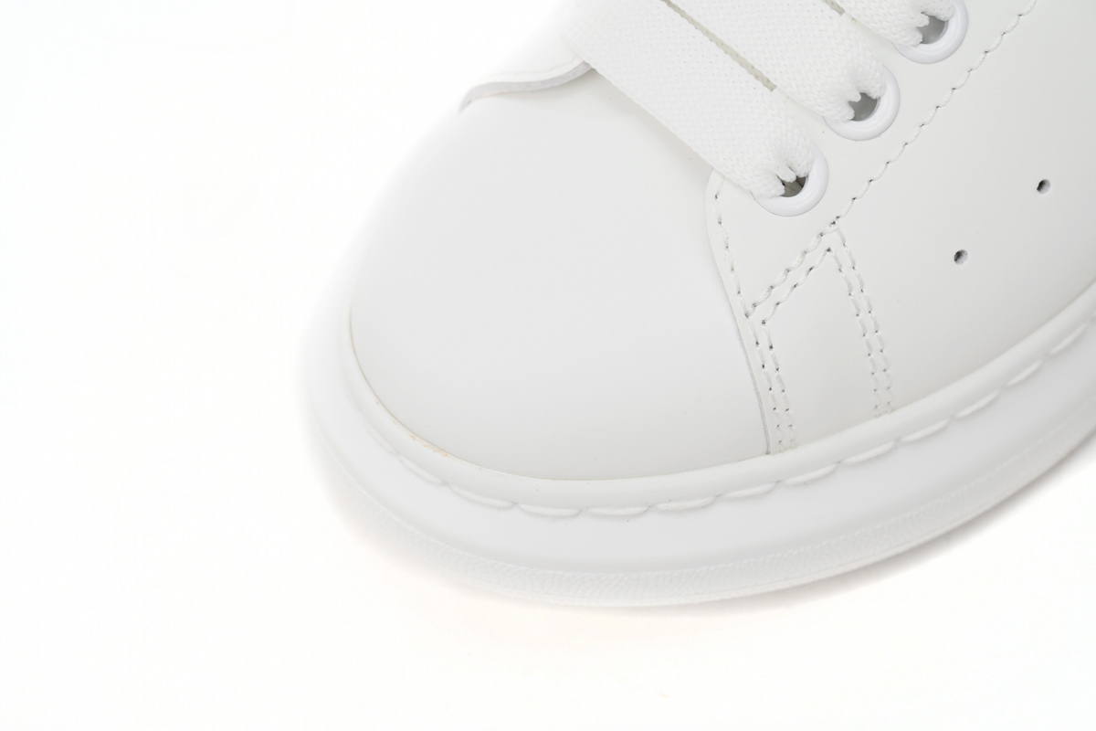 Alexander McQueen Sneaker Cloud White 553770