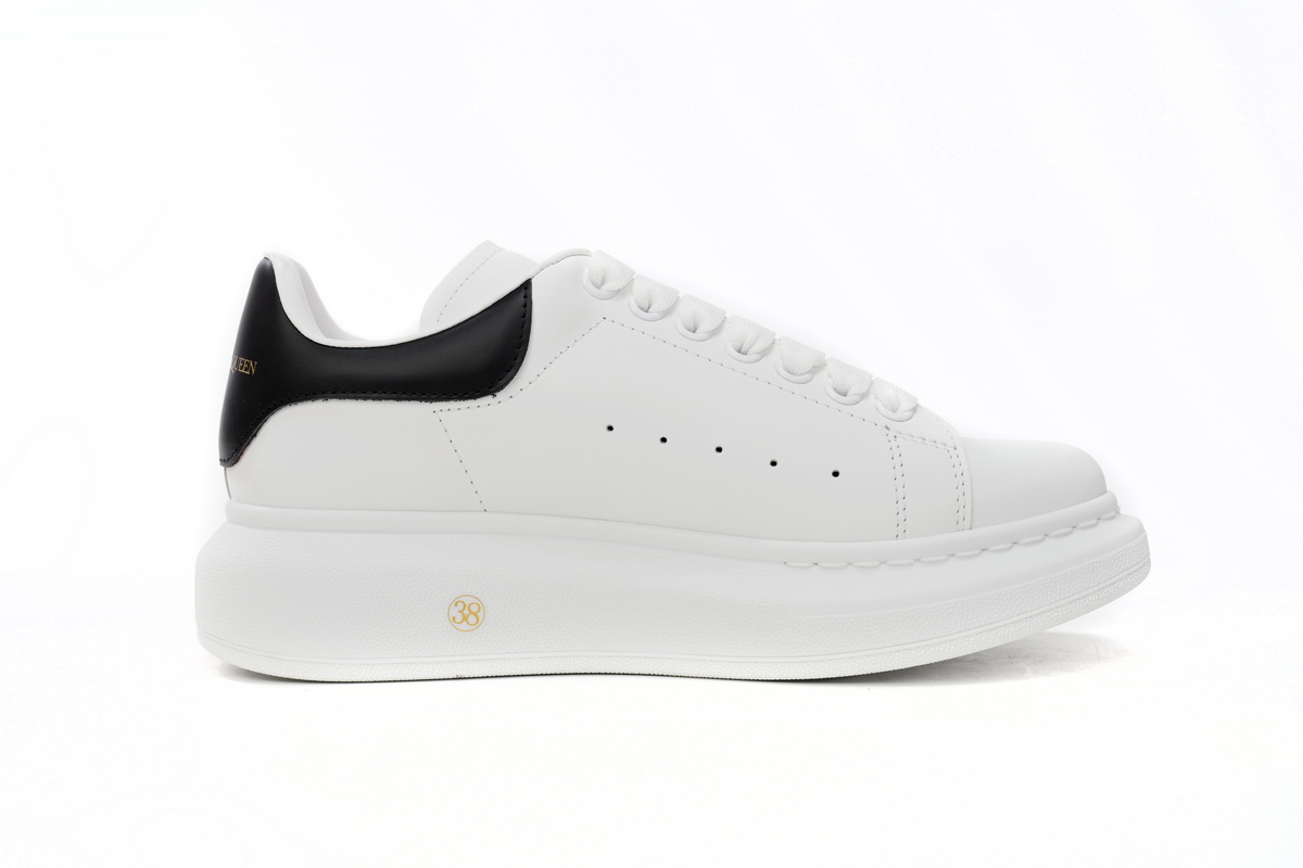 Alexander McQueen Sneaker Dlack Skin 553770