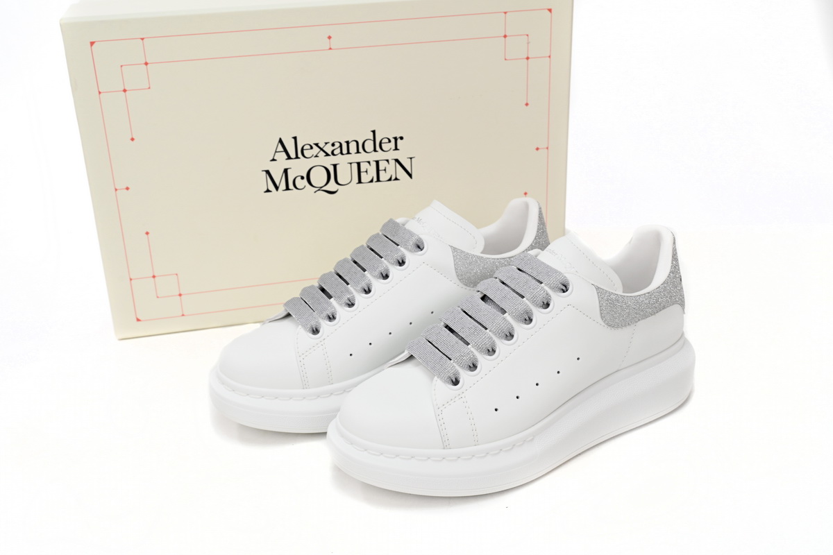 Alexander McQueen Sneaker Loose Drilling 553770