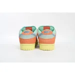 Nike SB Dunk Low Orange Emerald Rise DV5429-800