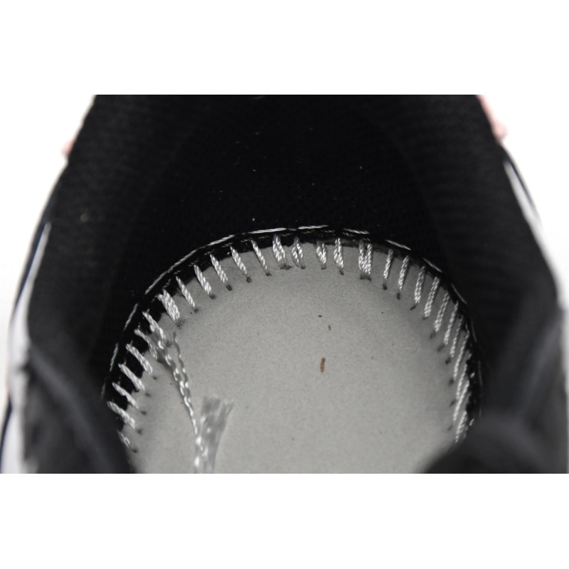 Jordan 1 Low OG Bleached Coral CZ0790-061