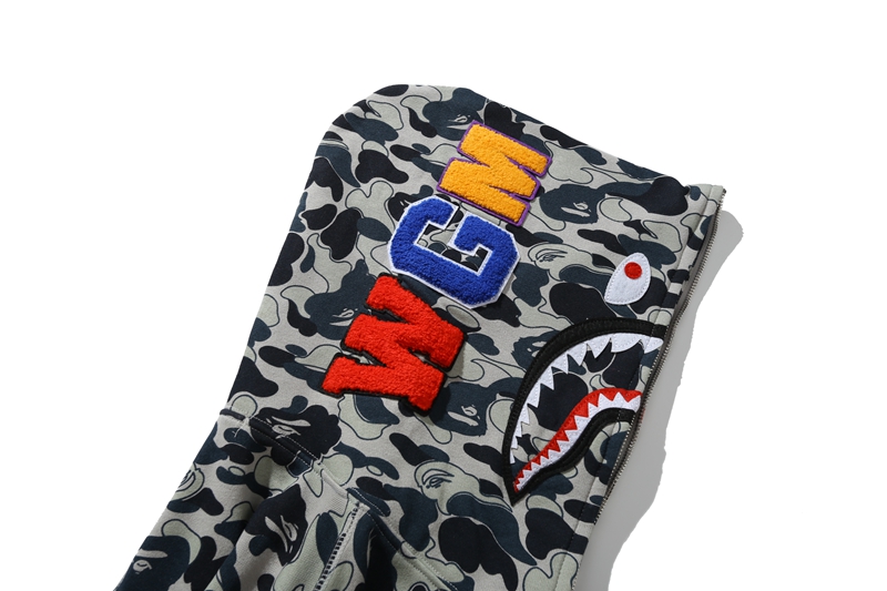 Bape（A Bathing Ape）Hoodie 6820 & Pants 8920