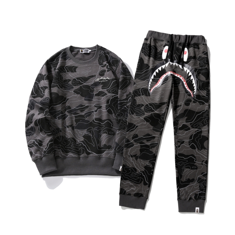 Bape（A Bathing Ape）Hoodie 6818 & Pants 8917