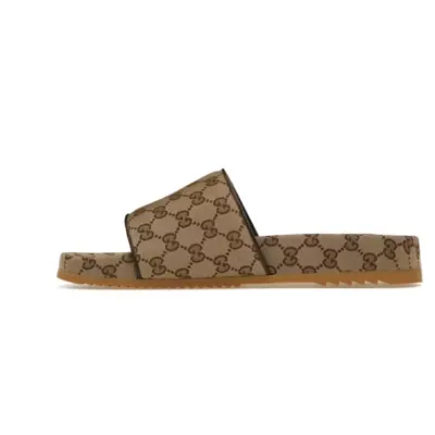 Gucci GG Slide Beige Canvas 01