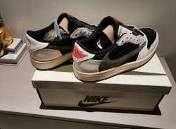 Og Tony Jordan 1 Retro Low OG SP Travis Scott Olive  DZ4137-106 review Eve Adams 03