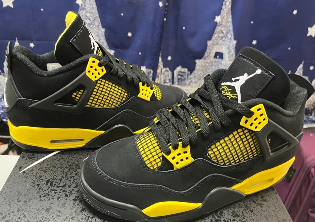 Air Jordan 4 Thunder 308497-106 review Theodore Marshall