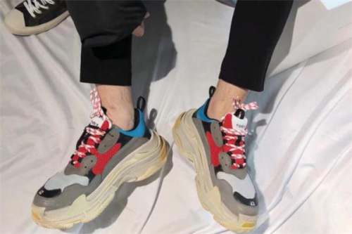 What socks look good with daddy shoes