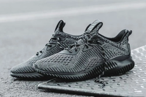 Which is better, Songsneakers bounce or Songsneakers boost