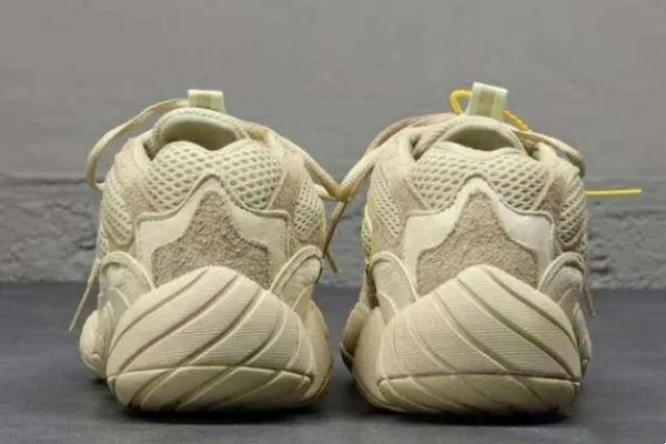 Song Sneaker Yeezy