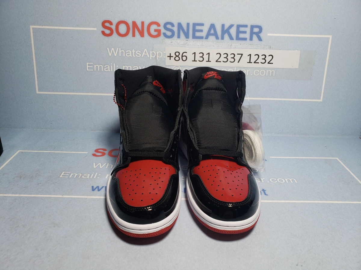 Songsneakers QC display for Og Tony Air Jordan 1 High OG Bred Patent 555088-063