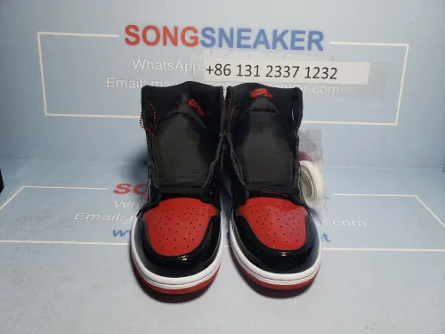 Songsneakers QC display for Og Tony Air Jordan 1 High OG Bred Patent 555088-063