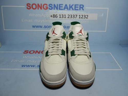 Songsneakers QC display for Nike SB X Air Jordan 4 “Pine Green”Calaite DR5415-103
