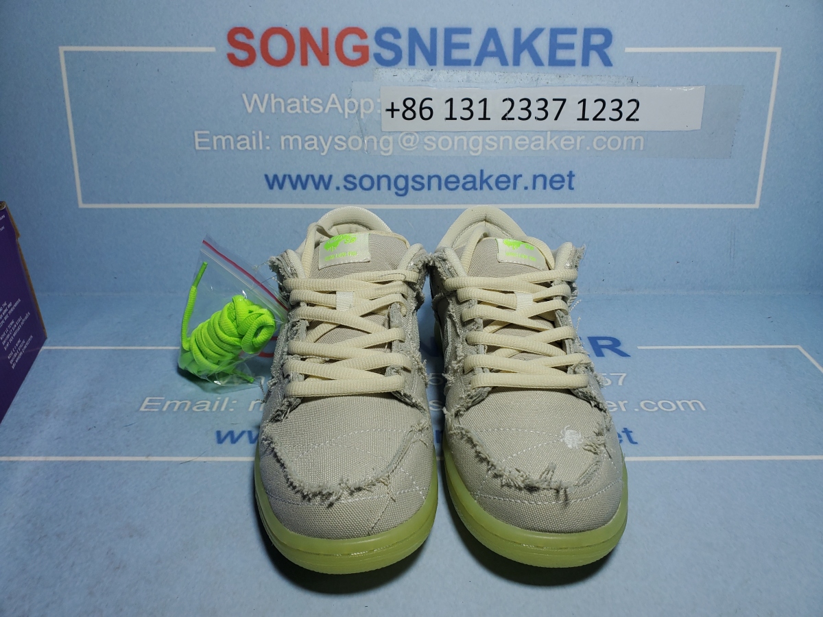 Songsneakers QC display for Og Tony Nike SB Dunk Low Mummy DM0774-111
