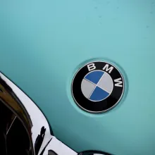 Pure Metal Tiffany Blue Car Wrap