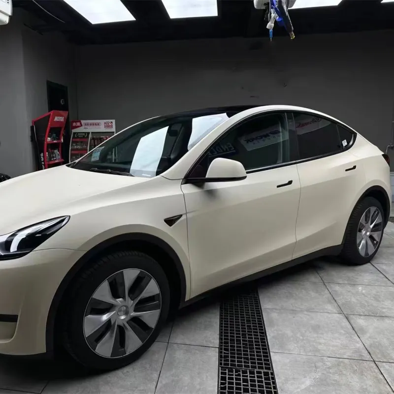 Ravoony Plus Ultimate Flat Khaki Milan Car Vinyl Wrap