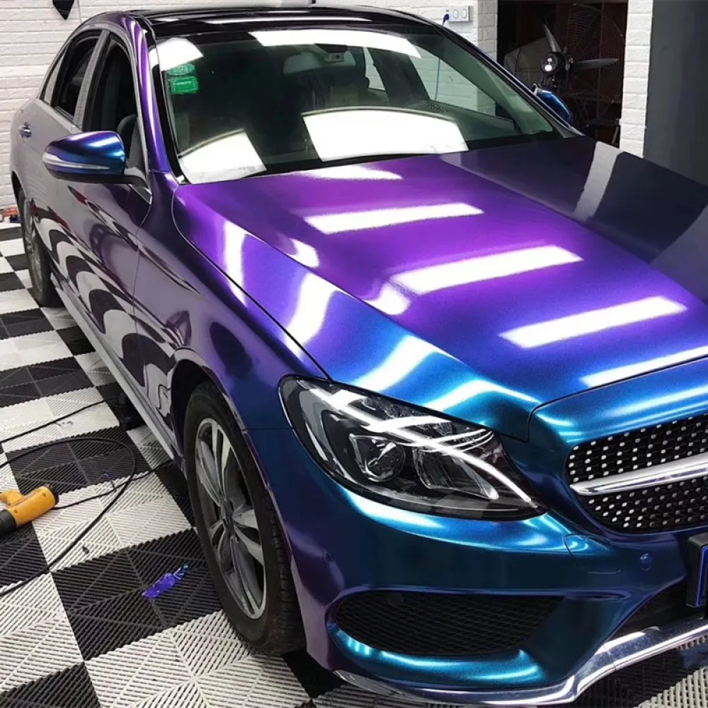 Ravoony Plus Purple And Blue Chameleon Car Wrap