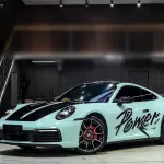 Ravoony Plus Glossy Cragginess Green Car Vinyl Wrap
