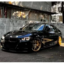 Glossy Crystal Black Car Vinyl Wrap