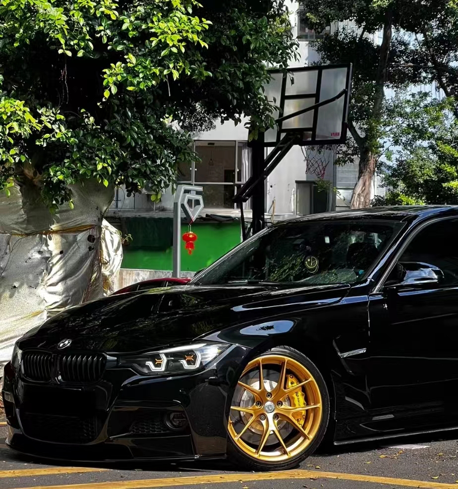 Glossy Crystal Black Car Vinyl Wrap