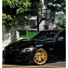 Glossy Crystal Black Car Vinyl Wrap