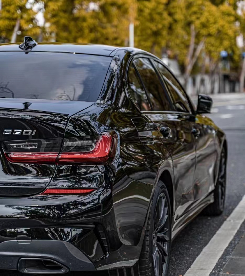 Glossy Crystal Black Car Vinyl Wrap