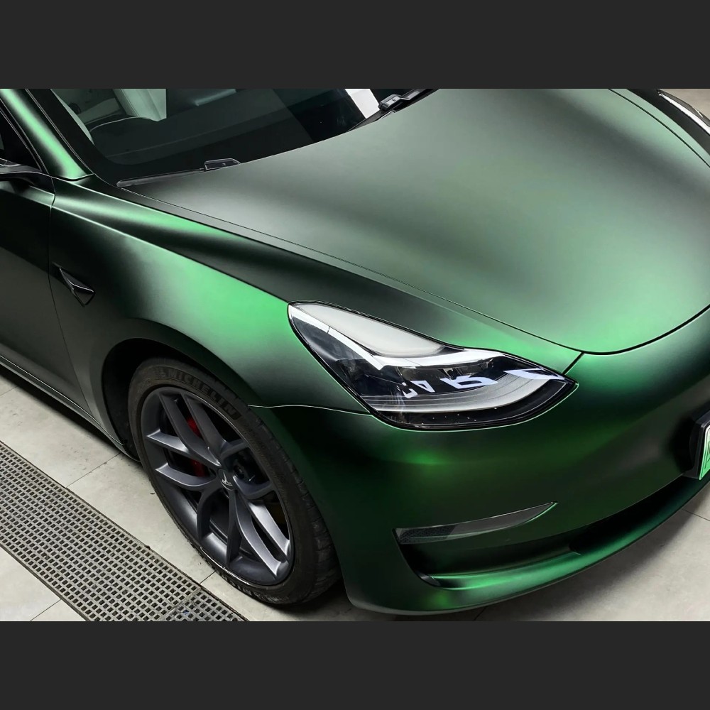 Ravoony Plus Matte Chrome Venom Green Car Wrap